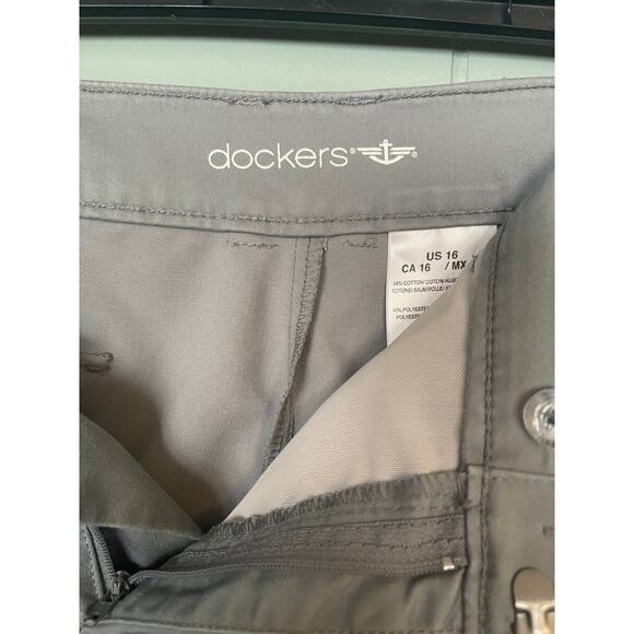 Women’s Dockers‎ Grey Capri pant size 16 pre-owned - Picture 4 of 4